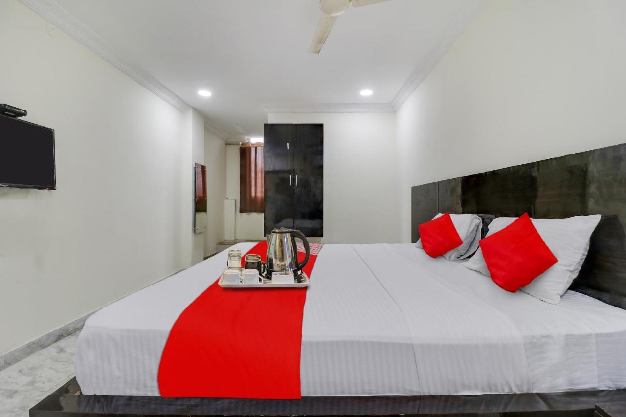 Oyo Dharani Grand Hotel Khammam Ngoại thất bức ảnh