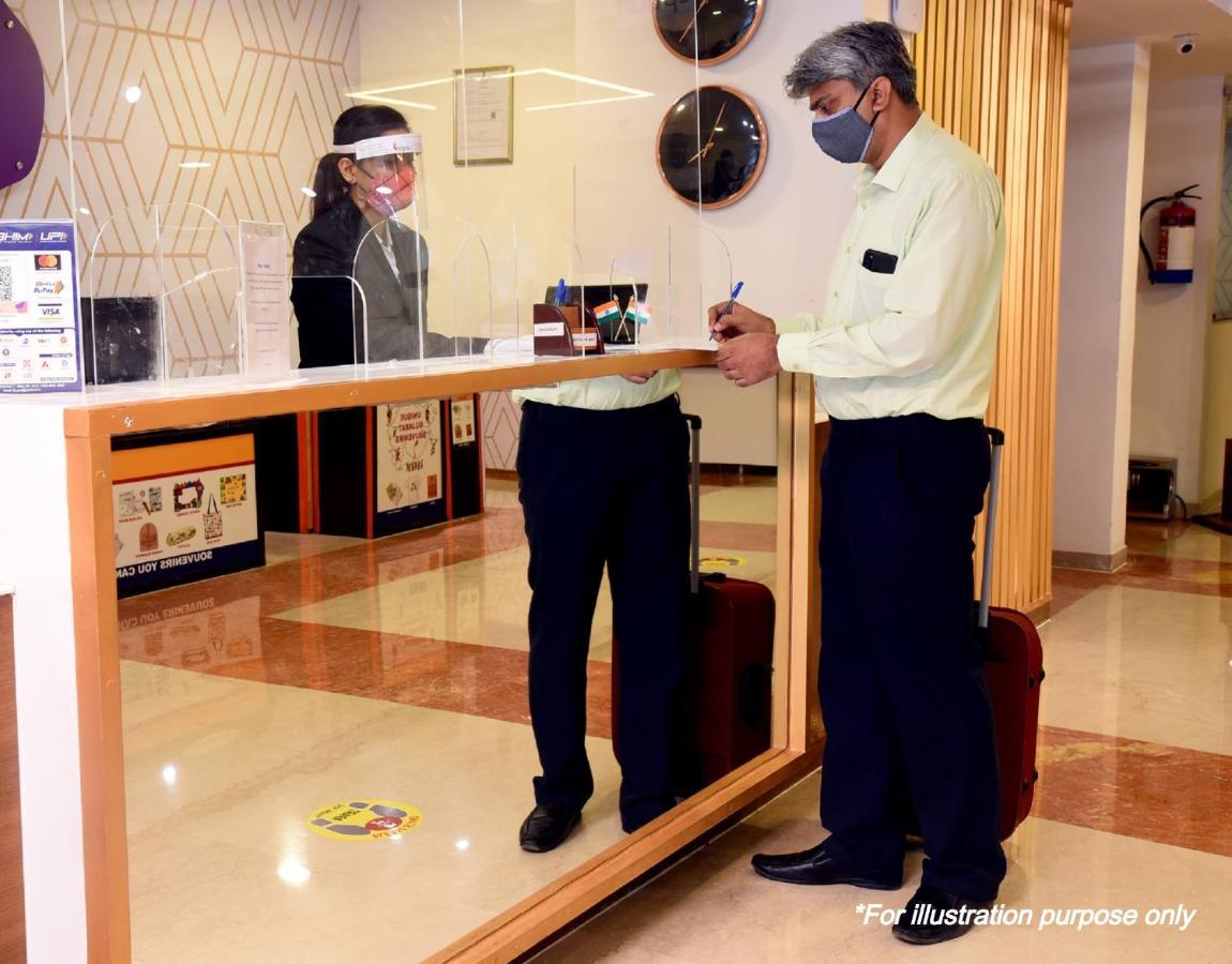 Oyo Dharani Grand Hotel Khammam Ngoại thất bức ảnh